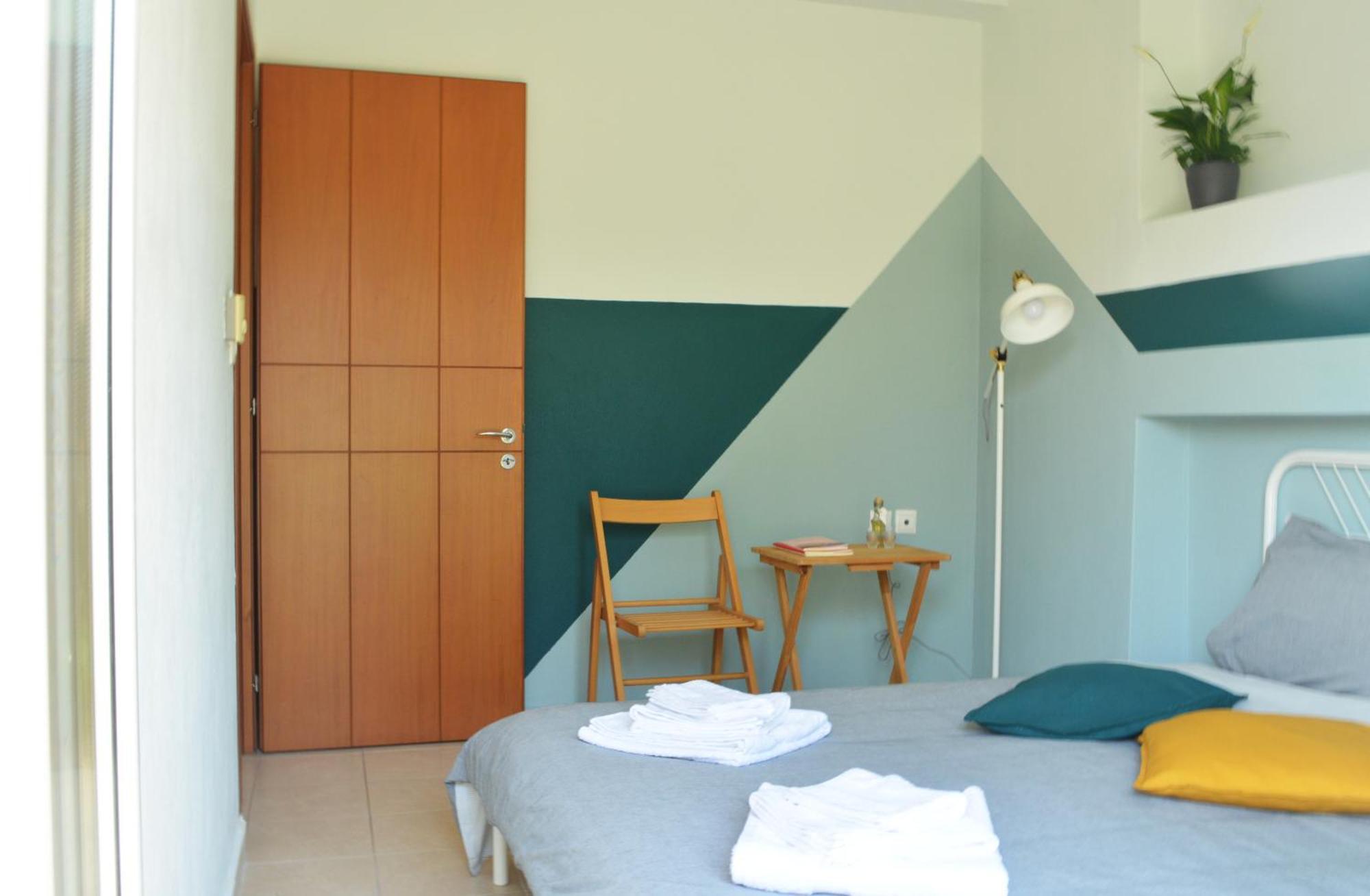 Sunny Retreat With A Garden Terrace Private Room 이오아니아 외부 사진