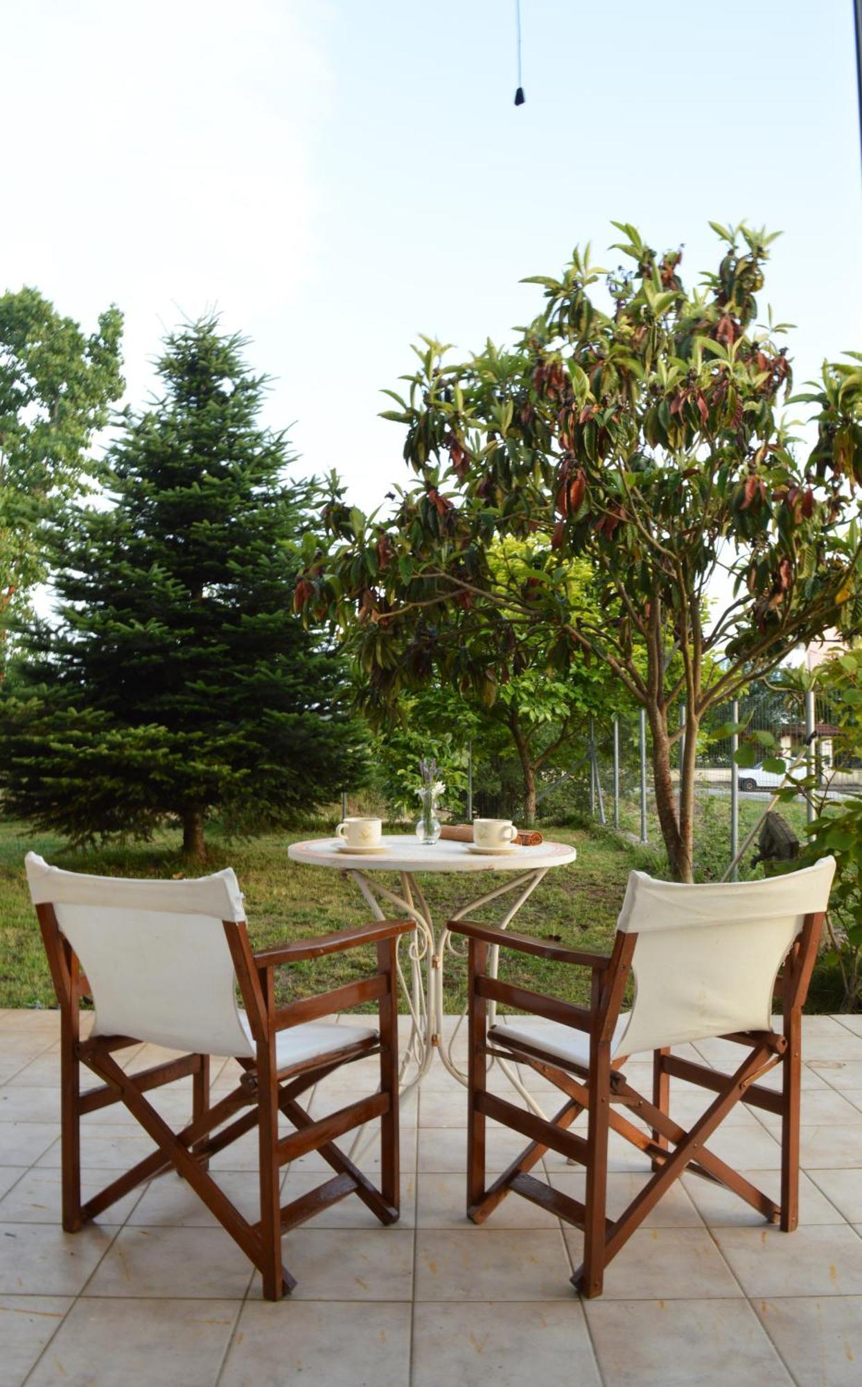 Sunny Retreat With A Garden Terrace Private Room 이오아니아 외부 사진